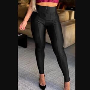 Kiss My Modas Cris Pants Prada Women's Black Legging - fits size US 4-8